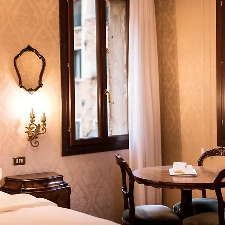 Hotel Flora - By Romanelli Family-2